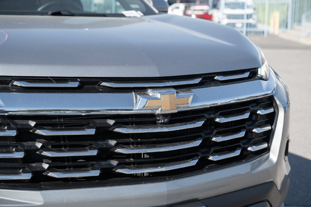 Used 2025 Chevrolet Equinox LT w/ Convenience Package II FWD image 10