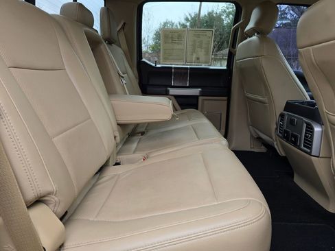 Used 2017 Ford F250 Lariat w/ Chrome Package image 55