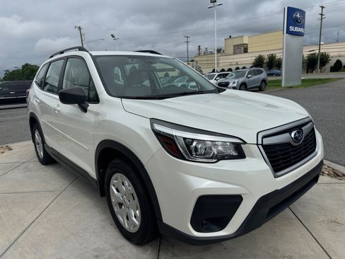 Used 2019 Subaru Forester w/ Alloy Wheel Package AWD/4WD image 4