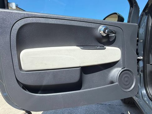 Used 2017 FIAT 500 Pop FWD image 12