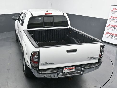 Used 2015 Toyota Tacoma PreRunner w/ SR5 Package image 30