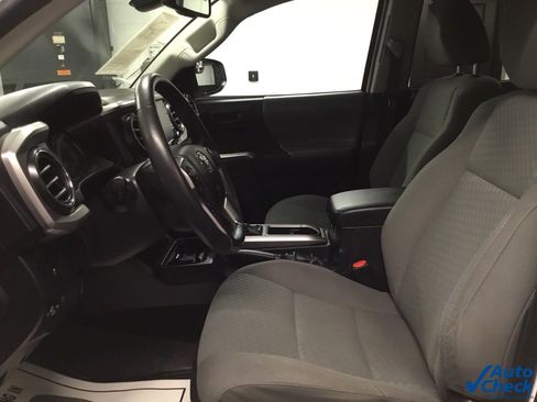 Used 2021 Toyota Tacoma SR5 image 24