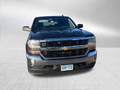Used 2016 Chevrolet Silverado 1500 LT w/ All Star Edition AWD/4WD image 2