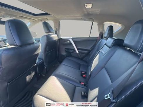 Used 2016 Toyota RAV4 Limited image 13