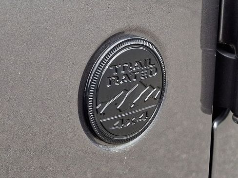 Used 2021 Jeep Wrangler Unlimited Sport image 30