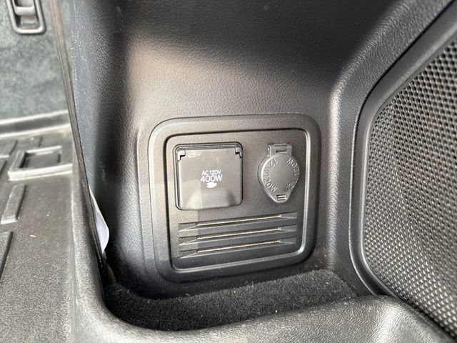 Used 2023 Toyota 4Runner Limited AWD/4WD image 39