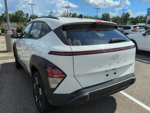 Used 2025 Hyundai Kona SEL AWD/4WD image 4