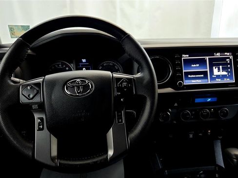 Used 2023 Toyota Tacoma TRD Off-Road image 35