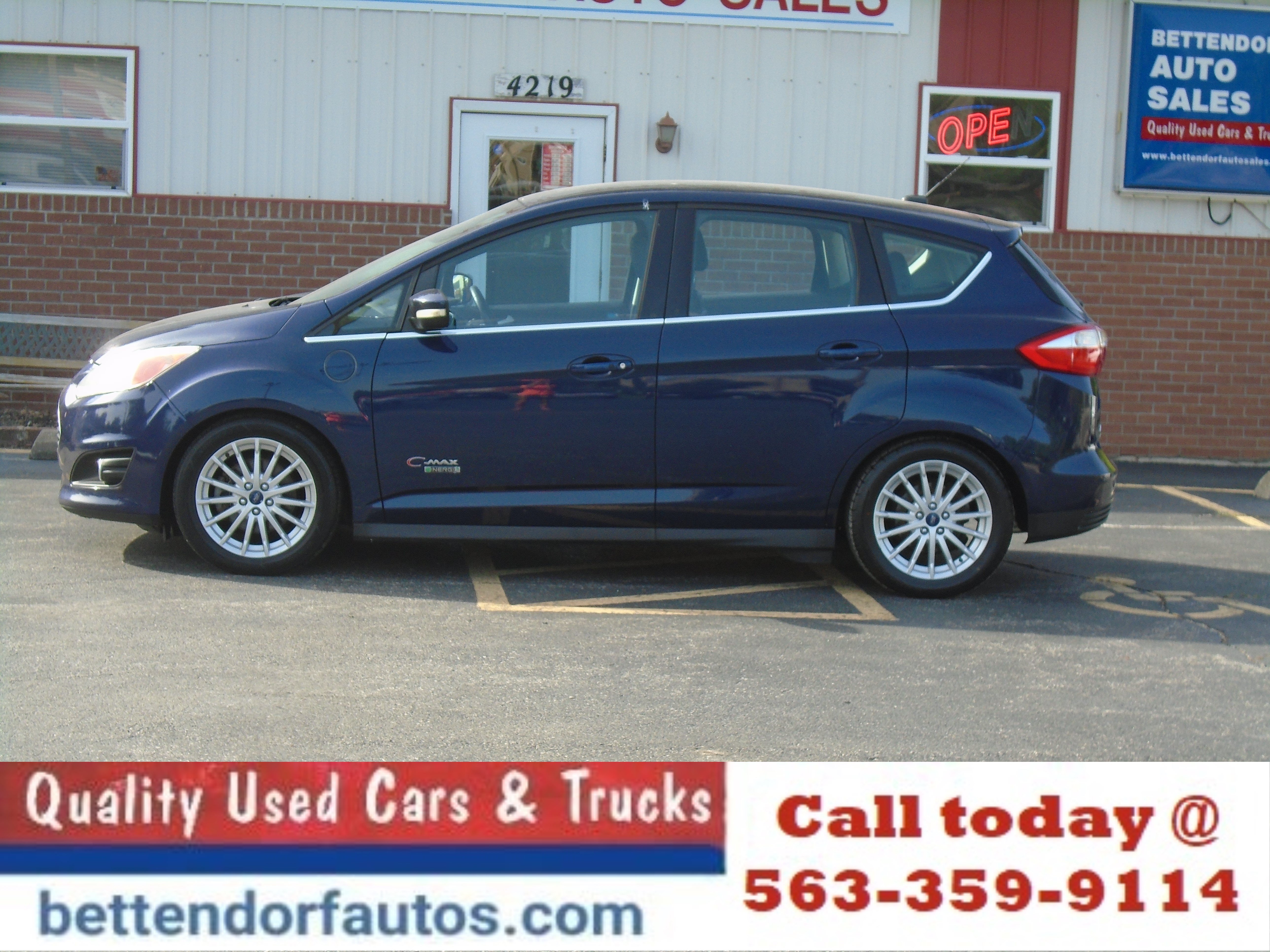 Used 2016 Ford C-MAX Energi SEL FWD image 1