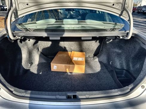 Used 2010 Toyota Corolla LE image 29