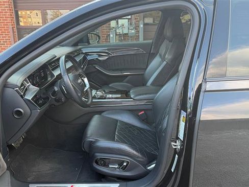Used 2020 Audi S8 L image 14