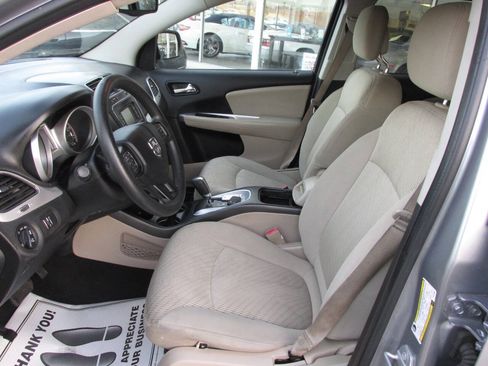 Used 2015 Dodge Journey SXT w/ Flexible Seating Group FWD image 11