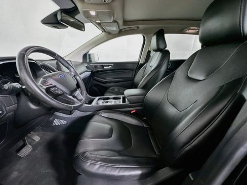 Used 2021 Ford Edge Titanium w/ Equipment Group 301A AWD/4WD image 13