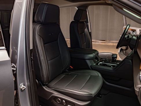 Used 2024 GMC Sierra 1500 Denali image 28