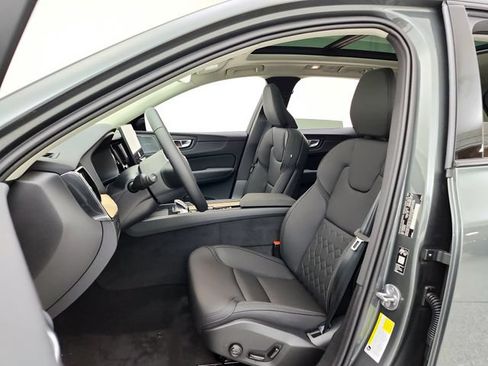 New 2026 Volvo XC60 T8 Plus w/ Protection Package Premier AWD/4WD image 17