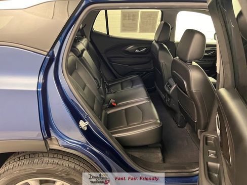 Used 2022 GMC Terrain SLT image 35