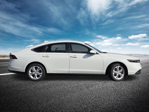 New 2026 Honda Accord LX image 10