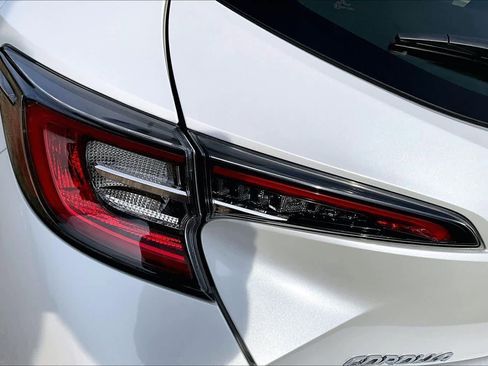 Used 2022 Toyota Corolla SE image 27