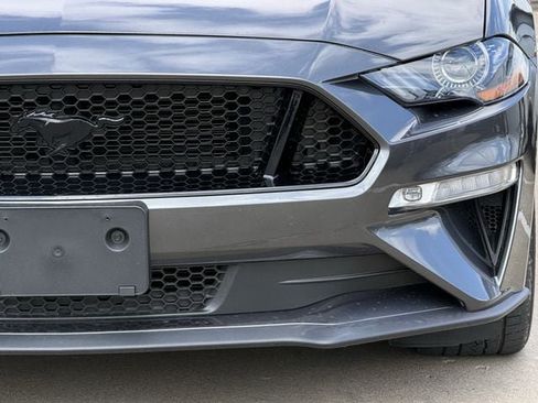 Used 2019 Ford Mustang GT Premium w/ Black Accent Package RWD image 7