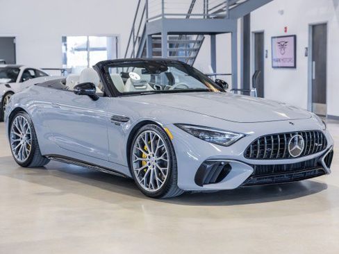 Used 2022 Mercedes-Benz SL 55 AMG 4MATIC image 8