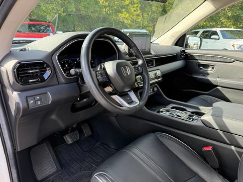 Used 2023 Honda Pilot Elite image 9