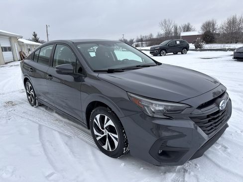 Used 2024 Subaru Legacy Premium image 1