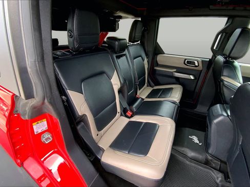 Used 2023 Ford Bronco Wildtrak AWD/4WD image 20