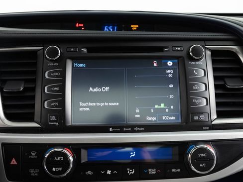 Used 2019 Toyota Highlander Limited Platinum AWD/4WD image 39