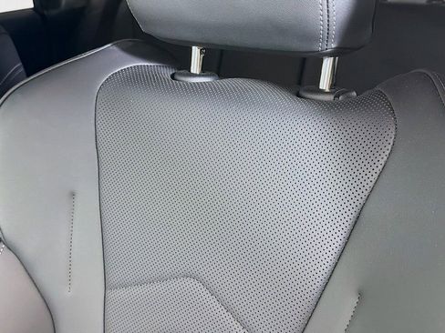 Used 2025 BMW 228i xDrive w/ Technology Package image 21