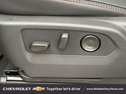 New 2025 Chevrolet Suburban Premier AWD/4WD image 30