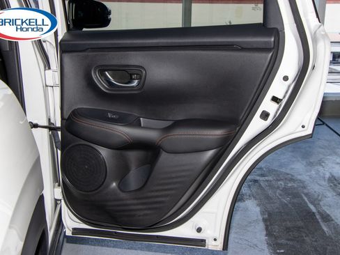 Used 2025 Honda HR-V Sport image 12