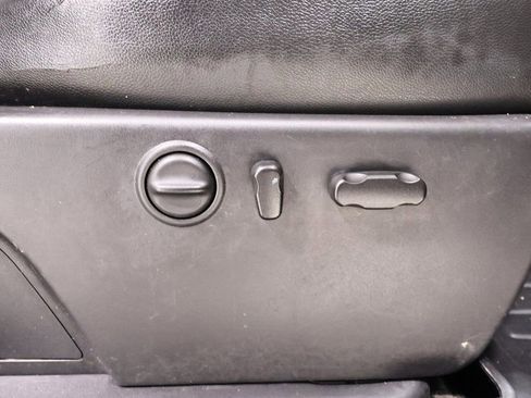 Used 2013 Chevrolet Silverado 2500 LTZ w/ LTZ Plus Package image 21