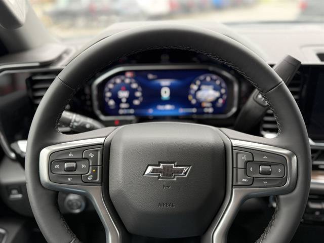 New 2026 Chevrolet Silverado 1500 RST AWD/4WD image 17