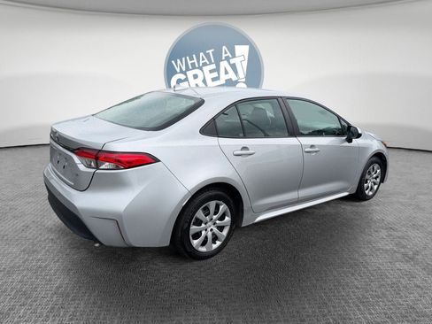 Certified 2024 Toyota Corolla LE FWD image 3