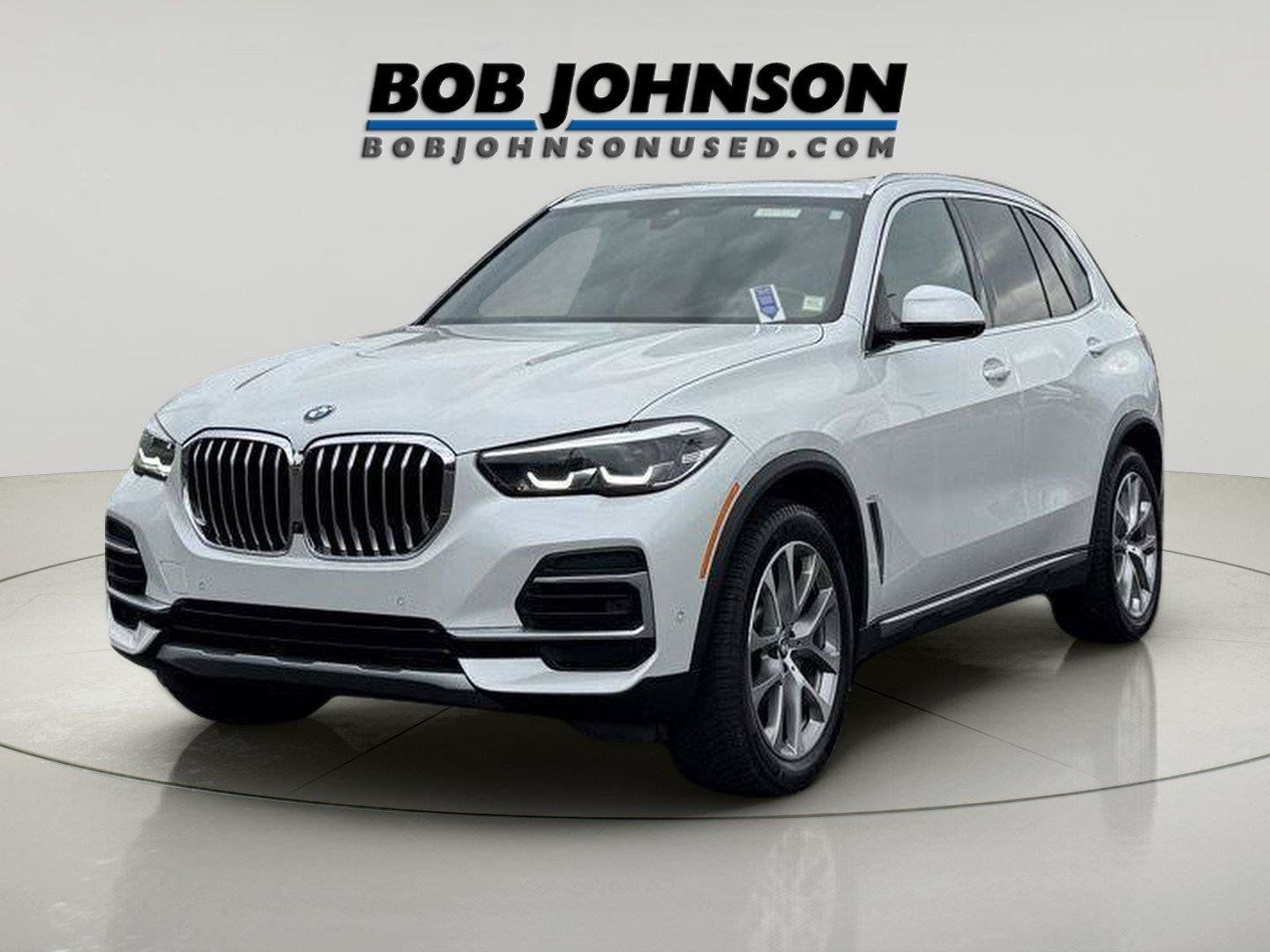Used 2023 BMW X5 xDrive40i w/ Premium Package AWD/4WD image 3