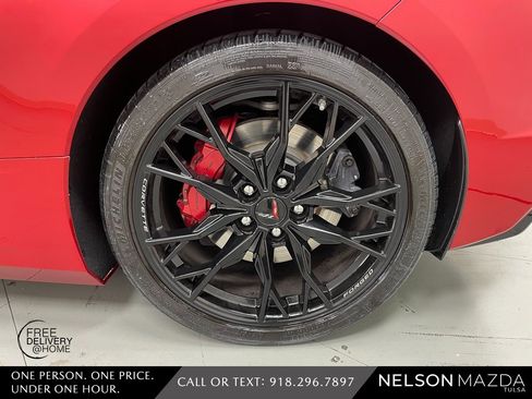 Used 2023 Chevrolet Corvette Stingray Preferred Cpe w/ Z51 Performance Package image 12