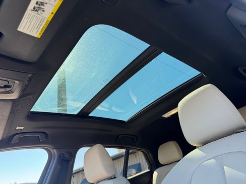 Used 2018 BMW X2 sDrive28i w/ M SportX Package image 16