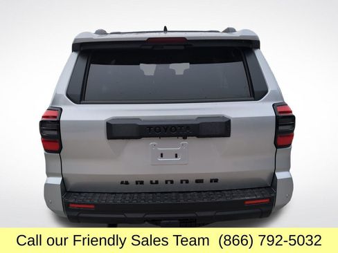 New 2026 Toyota 4Runner TRD Off-Road Premium AWD/4WD image 4