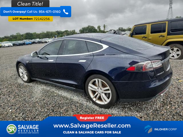 Used 2014 Tesla Model S P85 RWD image 3