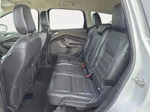 Used 2019 Ford Escape SEL image 13