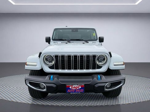 Used 2024 Jeep Wrangler Unlimited Sahara AWD/4WD image 14