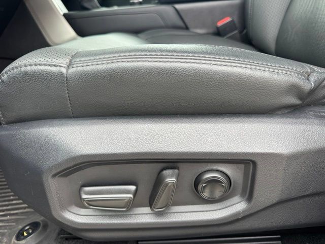 Used 2025 Toyota Tundra Limited w/ TRD Off-Road Package AWD/4WD image 10