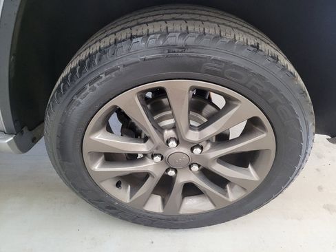 Used 2017 Jeep Grand Cherokee Limited 75th Anniversary image 31