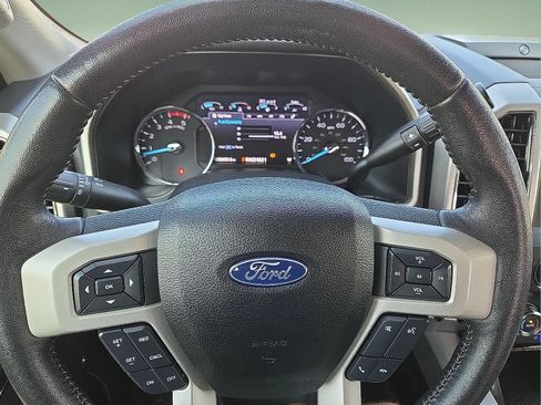 Used 2019 Ford F250 Lariat w/ Lariat Ultimate Package AWD/4WD image 24