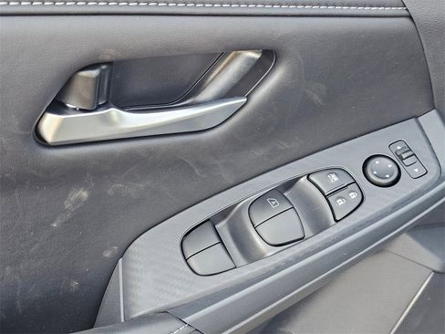 New 2025 Nissan Sentra SV w/ All-Weather Package image 29