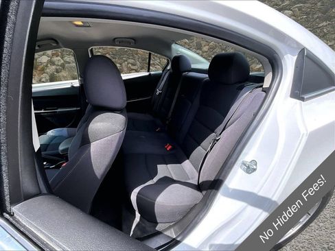 Used 2015 Chevrolet Cruze LT FWD image 21