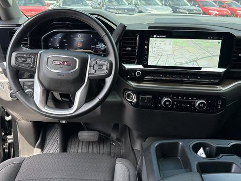 Used 2025 GMC Sierra 1500 Elevation AWD/4WD image 7