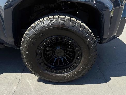 Used 2025 Toyota 4Runner TRD Sport Premium AWD/4WD image 9