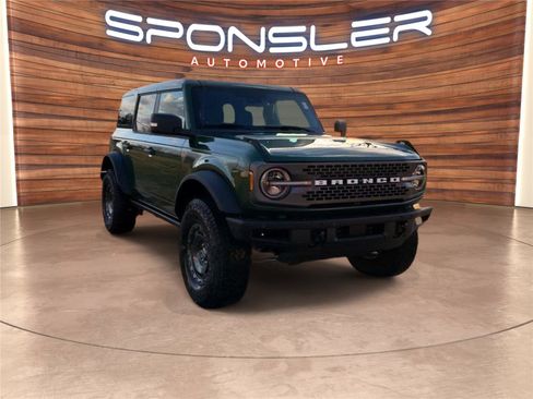 New 2025 Ford Bronco Badlands AWD/4WD image 7