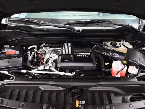 Used 2024 Chevrolet Silverado 1500 ZR2 w/ Technology Package AWD/4WD image 29